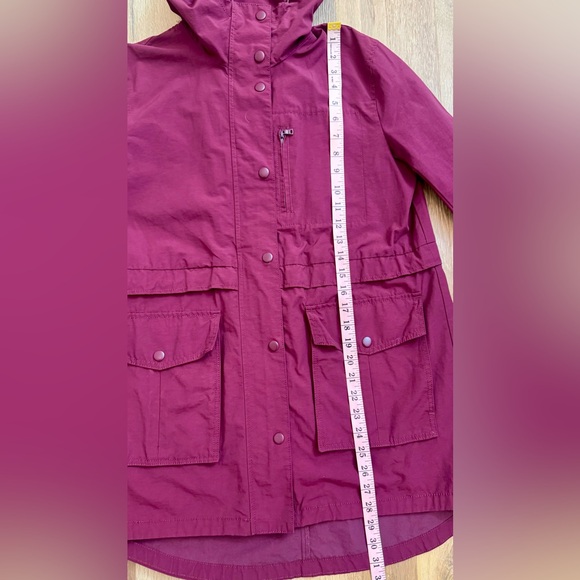 J. Crew Women’s Burgundy Lightweight Rain Jacket XXS Attached Hood - Picture 3 of 10